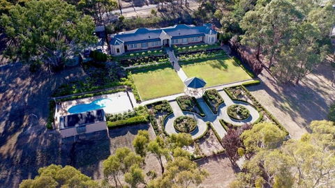 Brice Hill Country Lodge - Australian Directory 0