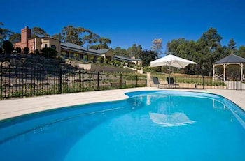 Brice Hill Country Lodge - Australian Directory 1
