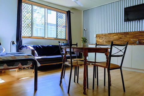Woolshed Eco Lodge - Australian Directory 4