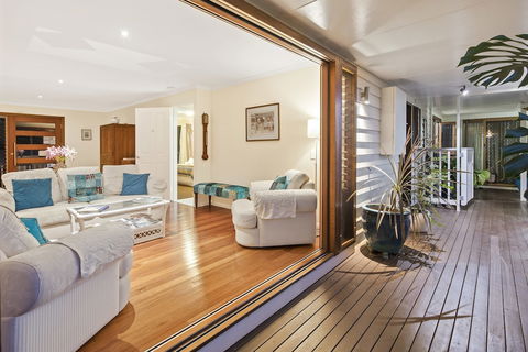 Eden Lodge - Australian Directory 2