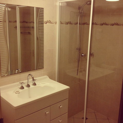 Sundeck Gardens - Australian Directory 3