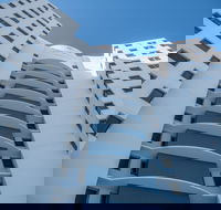 Centrepoint Holiday Apartments - Australian Directory