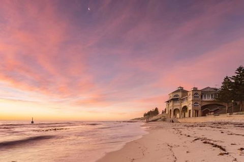 Cottesloe Beach Chalets - Australian Directory 0