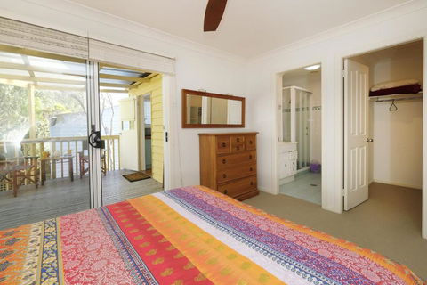 SPINNAKER 1 - Australian Directory 3