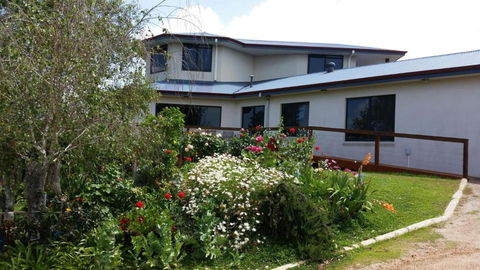 A Tranquil Retreat - Australian Directory 1