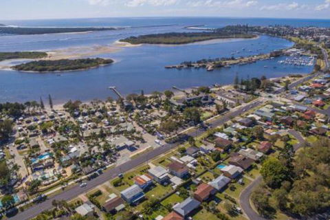 Finlays Retreat Pet Friendly House Yamba - Australian Directory 3