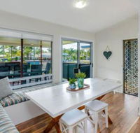 Finlays Retreat Pet Friendly House Yamba - Australian Directory