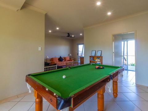 Shelleys 21 Pacific Street - Australian Directory 5