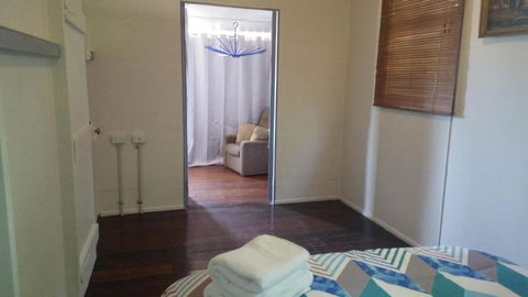 66a Farnborough Rd - Australian Directory 7