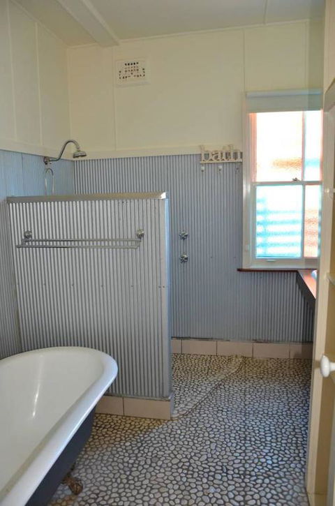 Longboard 1 Hill Street - Australian Directory 4