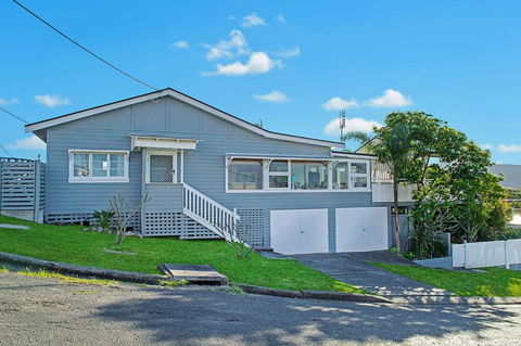 Longboard 1 Hill Street - Australian Directory 6