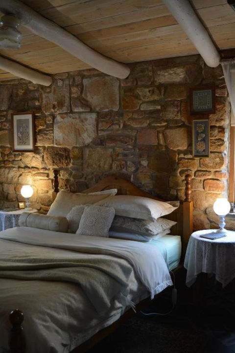 Trestrail Cottage B & B - Australian Directory 2