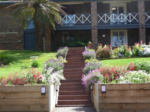 Lakeview On Sycamore - Australian Directory 2