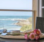 Avalon 2 uninterrupted views almost on the beach - Australian Directory