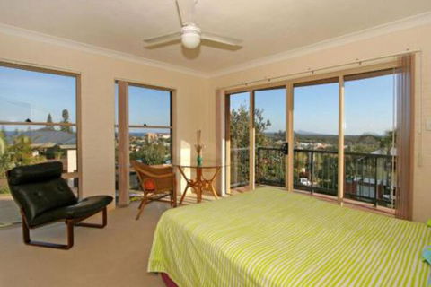 Phoenix Terrace Townhouse Yamba - Australian Directory 3