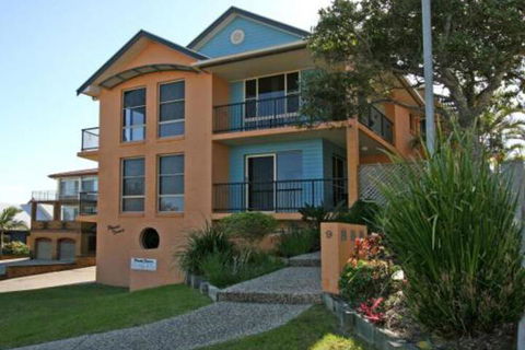 Phoenix Terrace Townhouse Yamba - Australian Directory 0