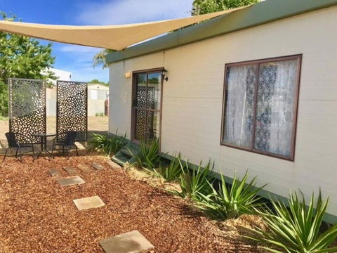 Cute Private Studio Flat With AIRCON! - Australian Directory 2