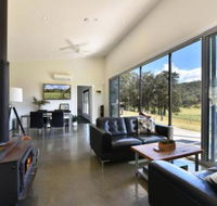 Valle Laguna - Australian Directory