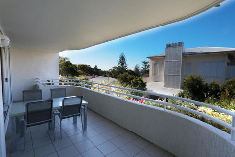 Visit The Cote DAzur In Sunshine Beach - Australian Directory 1