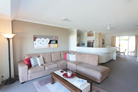 Visit The Cote DAzur In Sunshine Beach - Australian Directory 4