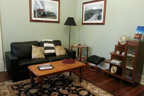Burra Railway Station Bed & Breakfast - Australian Directory 4