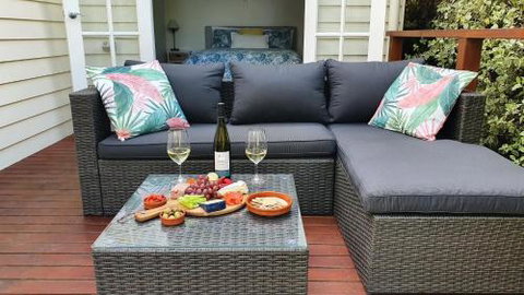 A Coonawarra Experience - Australian Directory 1