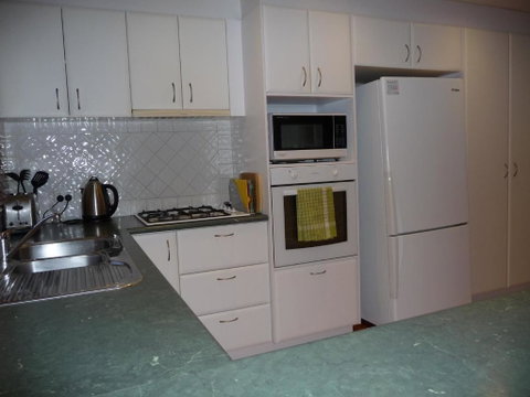 Shepp Central Apartment - Australian Directory 4