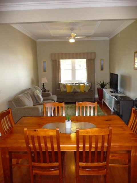 Shepp Central Apartment - Australian Directory 3
