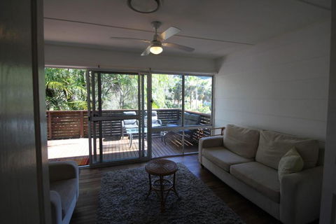 SEAMIST - Australian Directory 6