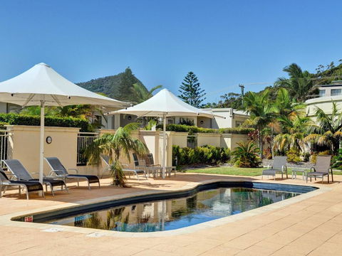 Views Views & More Views Sub Penthouse In Shoal Bay - Australian Directory 2