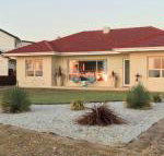 Jewel of the South Beachfront Holiday Rental - Australian Directory