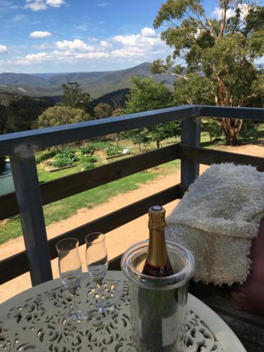 Springmead Rustic Cabin - Australian Directory 4