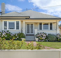 Merri Place - Australian Directory