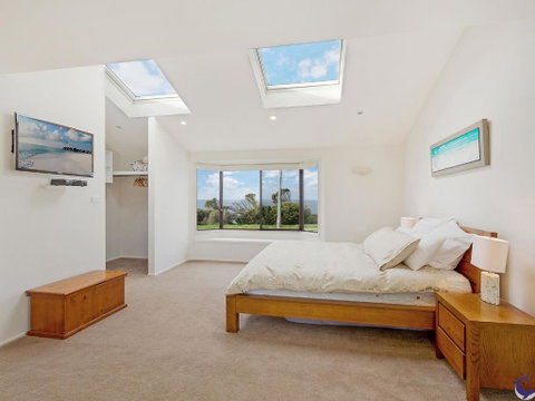 106 Ocean Parade Dalmeny - Australian Directory 6