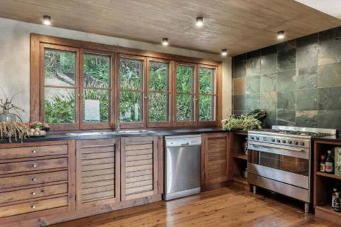 Eastern Rise Main House - Australian Directory 7