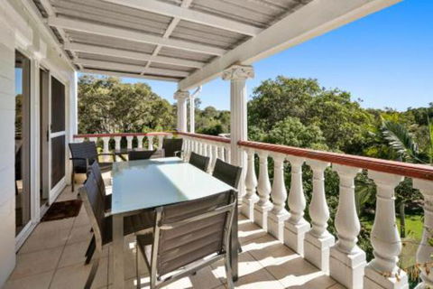17 The Islander Resort - Australian Directory 5
