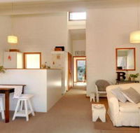 Gibraltar Getaway cute comfortable  close to town - Australian Directory