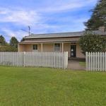 Station Masters Cottage Classic Quaint & Nostalgia - Australian Directory 1