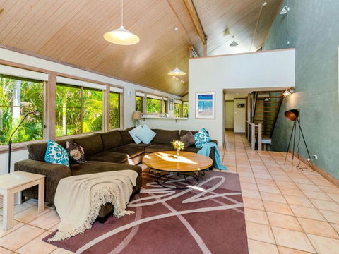The Crest 2 At Beautiful Angourie - Australian Directory 5