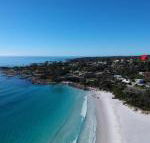 GRANITE BEACH HOUSE at Bay of Fires - Australian Directory
