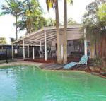 FABULOUS HOLIDAY HIDEAWAY COOLUM BEACH - Australian Directory