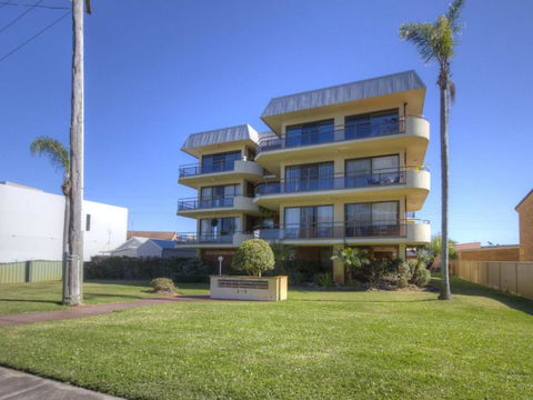 Champagne Court 1 With Water Views - Australian Directory 5