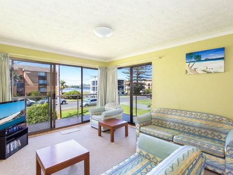 Champagne Court 1 With Water Views - Australian Directory 4