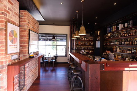 Jaspers Cabins - Australian Directory 1