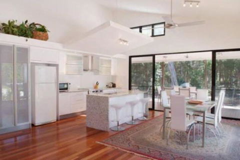 33 Esprit Drive Rainbow Shores Style Comfort & Relaxation Pets Welcome Pool - Australian Directory 3