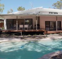 33 Esprit Drive Rainbow Shores Style Comfort  Relaxation Pets Welcome Pool - Australian Directory
