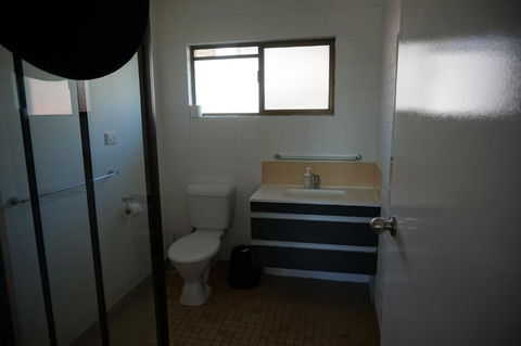 2 29 Rumbalara Avenue Rainbow Beach Bring Your Dog Or Your Cat Or Bring Both Free Wi Fi - Australian Directory 3