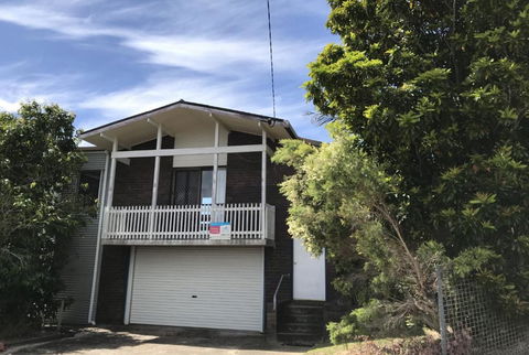 Scribbly Gums Rainbow Beach Ocean Front Spacious Home With Pool - Australian Directory 7