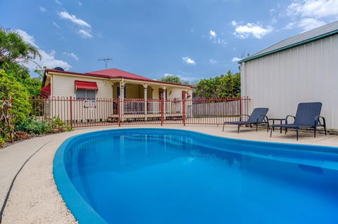 5 Bomburra Court Rainbow Beach Ticks All The Boxes Pool Shed Fenced Yard Pet Friendly - Australian Directory 1