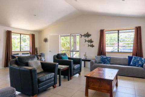 6 Bomburra Court Rainbow Beach Pet Friendly In Great Bush & Beach Location - Australian Directory 0